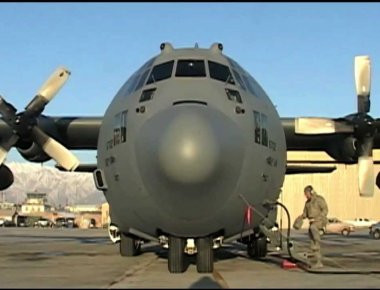 Βίντεο: Απογείωση C- 130 από αεροπλανοφόρο